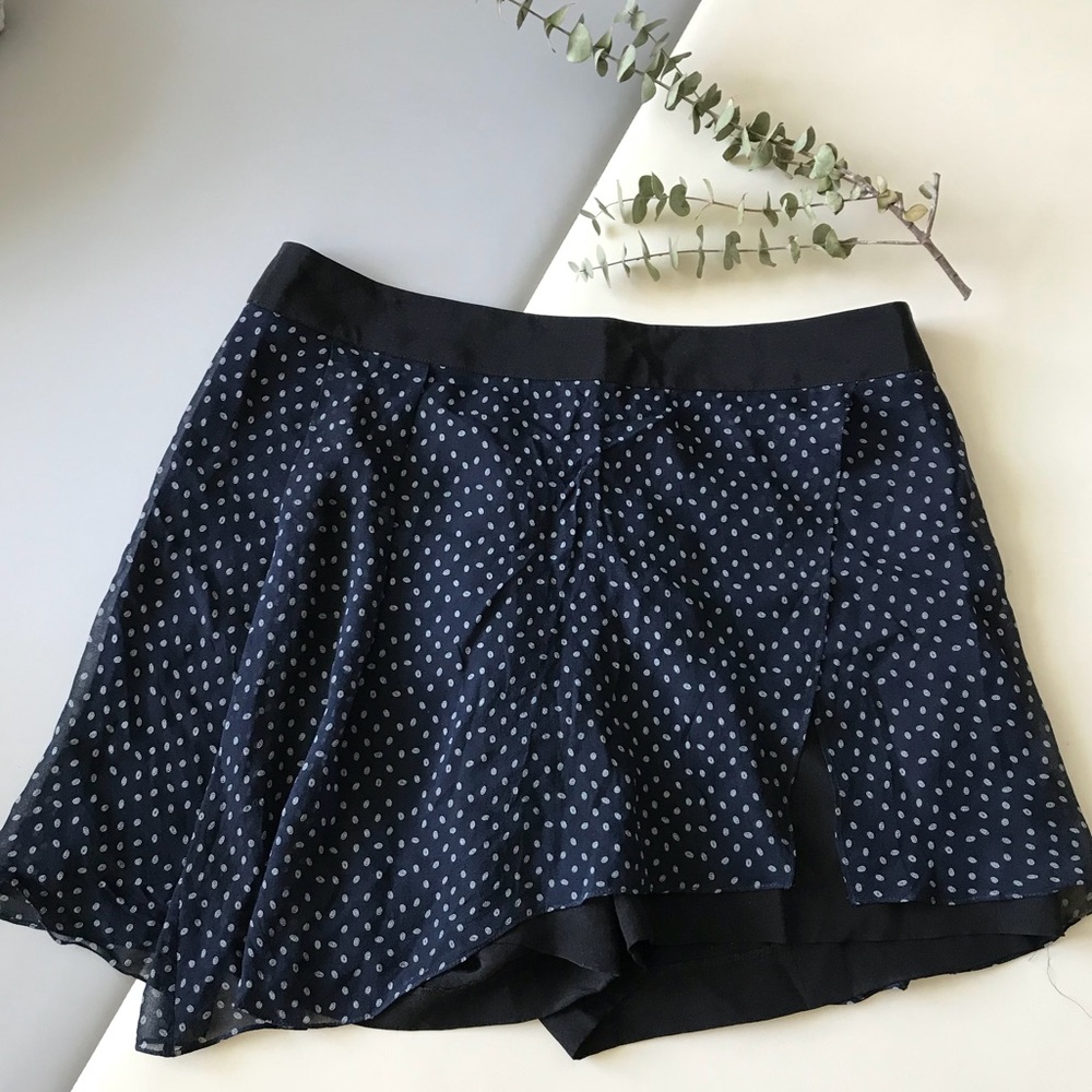 GUC Club Monaco asymmetrical skort SZ 6